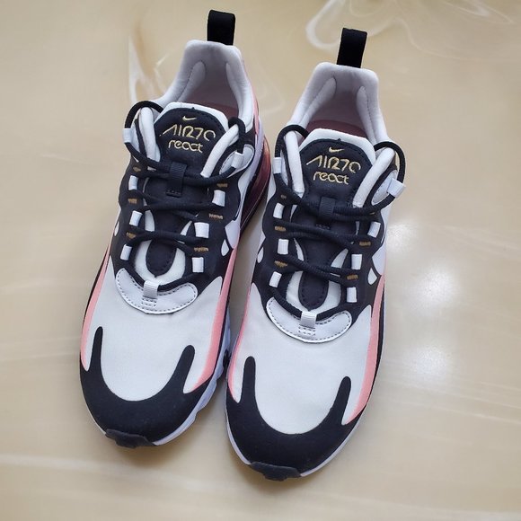 Nike Air Max 270 React - Picture 5 of 11